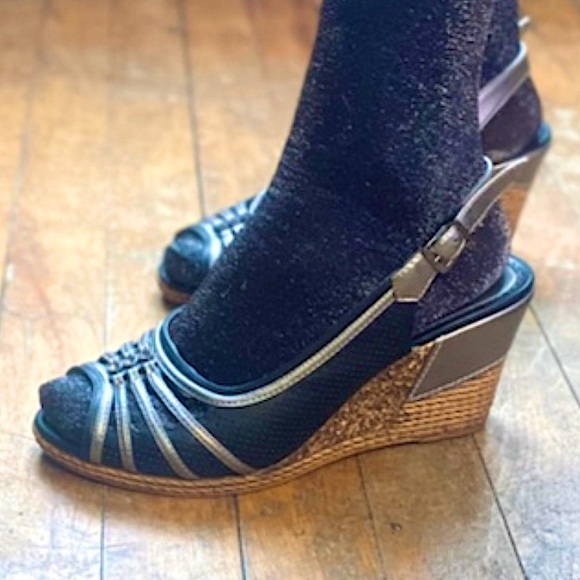 Vintage wedge peep-toe heels. Size 38. - Picture 4 of 6